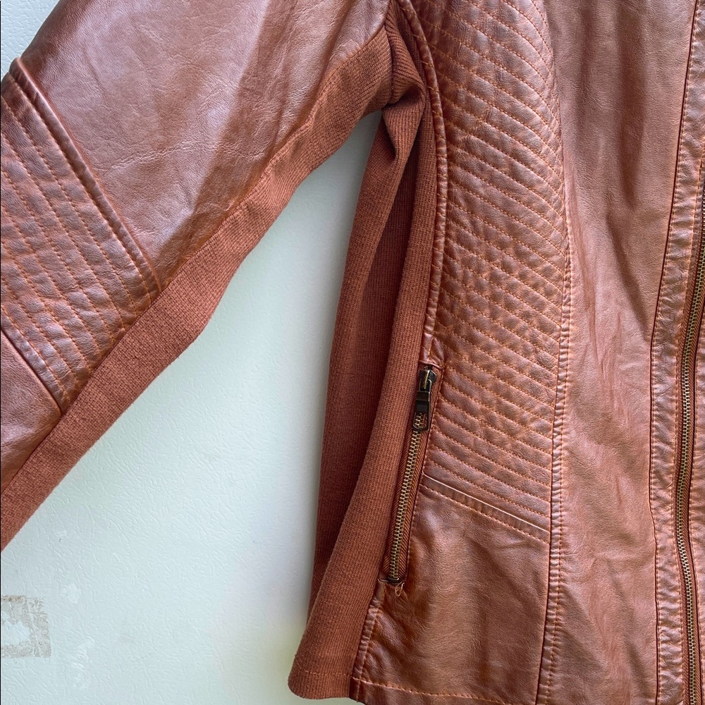 Valerie Stevens Tan Faux Leather Jacket - Picture 7 of 12